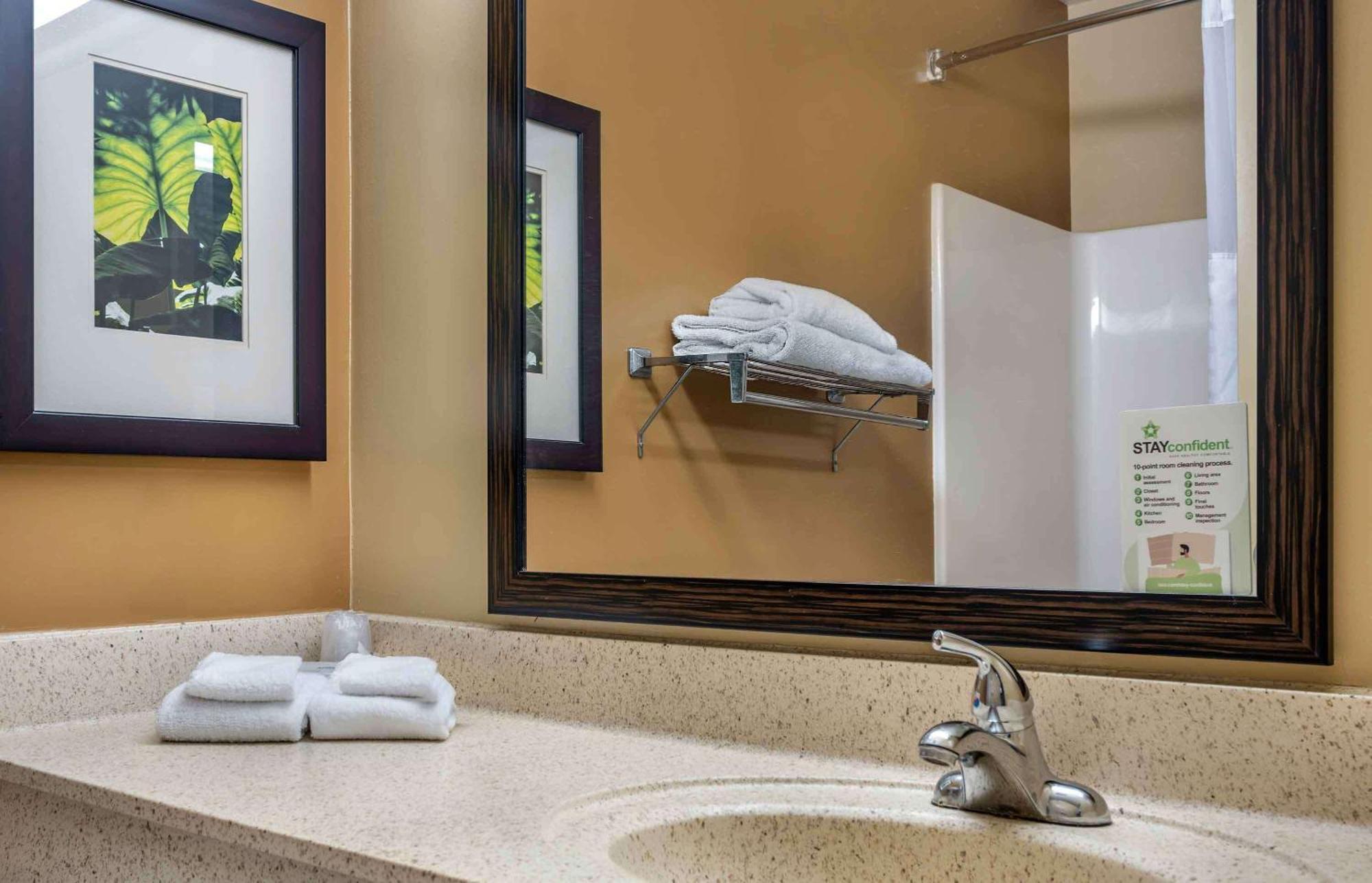 Extended Stay America Suites - San Diego - Оушенсайд Экстерьер фото